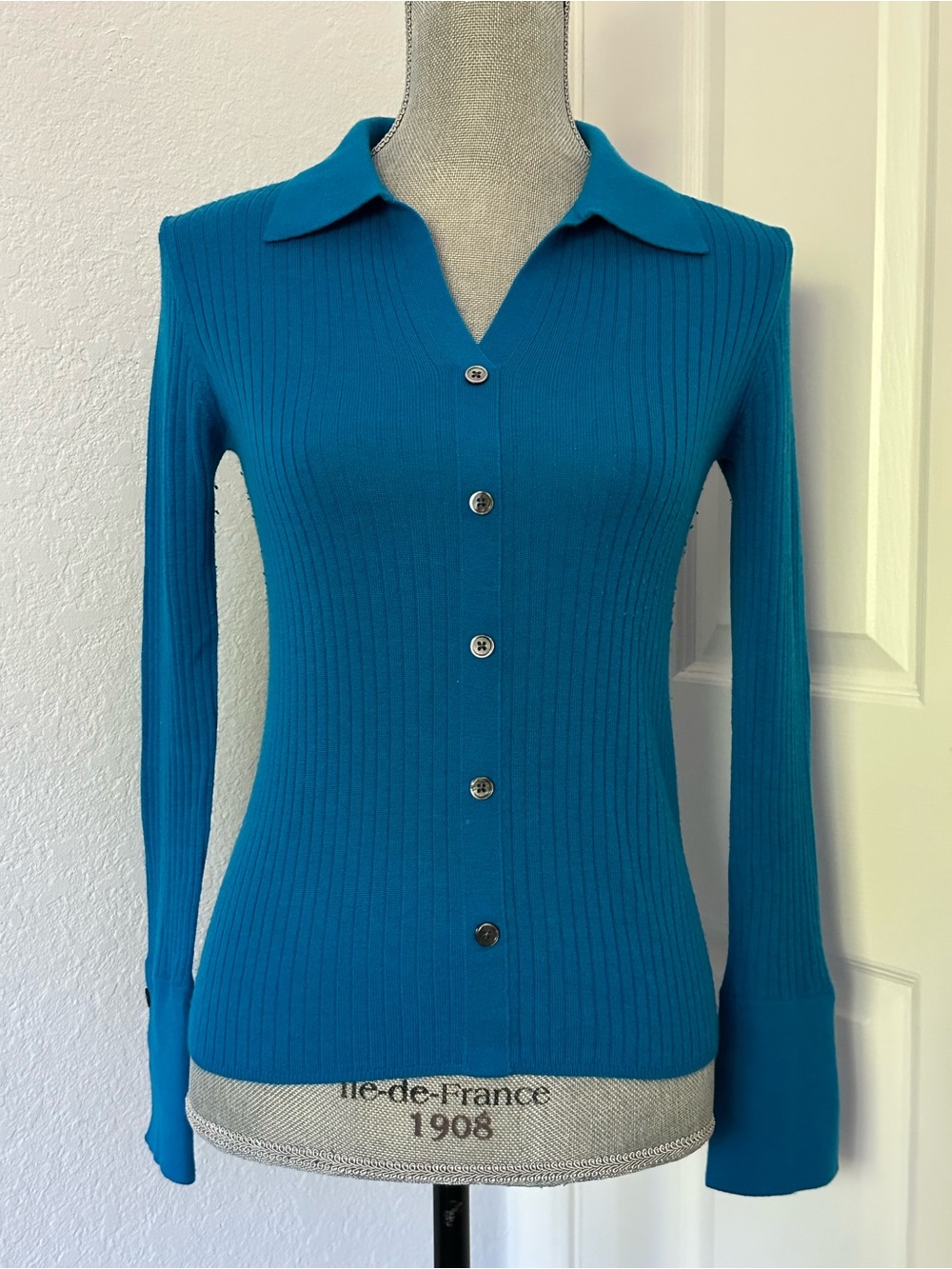 100% Cashmere GC Fontana bright blue long sleeve polo sweater women’s size small
